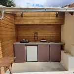 Avec Terrasse Privee Proche Des Gorges Du Verdon Apartmán *